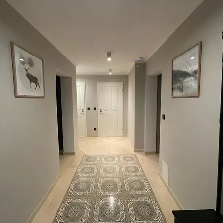 Wellness Fuer 2 Personen Mit Sauna Und Billardtisch דירה אלטנאו